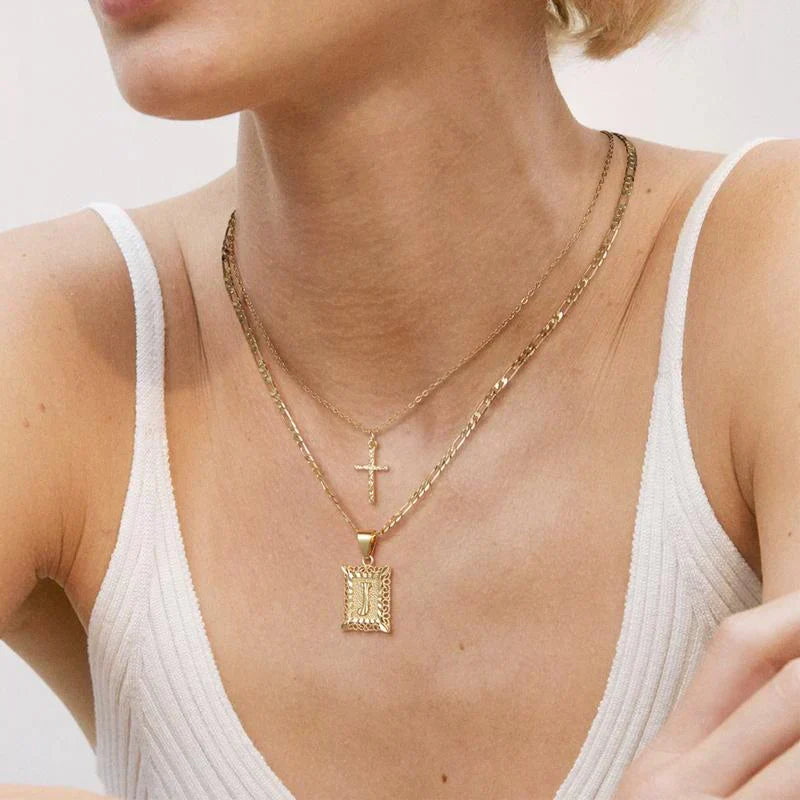CONJUNTO CRUZ INITIALE COLLAR | ORO