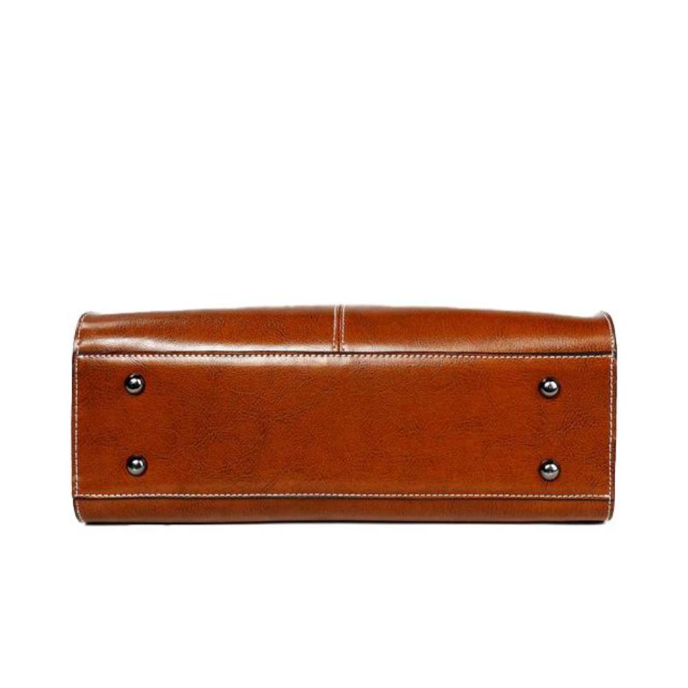 MOCHILA DE CUERO ELEGANTE CON TOQUE MODERNO - VALERINA MARBELLA