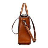 MOCHILA DE CUERO ELEGANTE CON TOQUE MODERNO - VALERINA MARBELLA