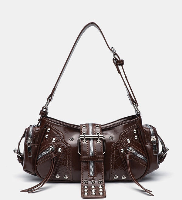 BOLSO BANDOLERA DE UN HOMBRO CON REMACHES