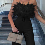 Macacão justo e sexy com ombros à mostra e modelagem justa, estilo anos 360.