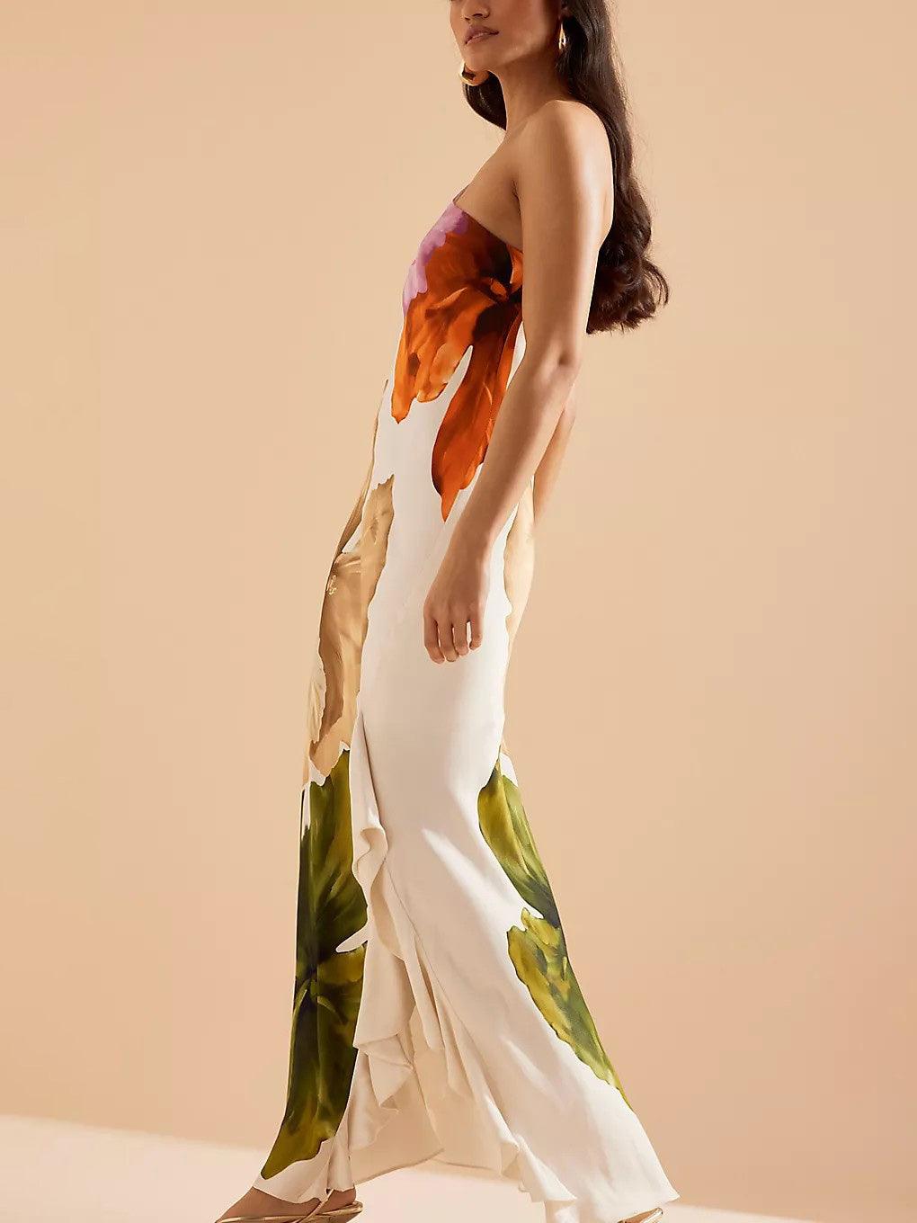 Vestido longo elegante e requintado com estampa floral e de um ombro só.