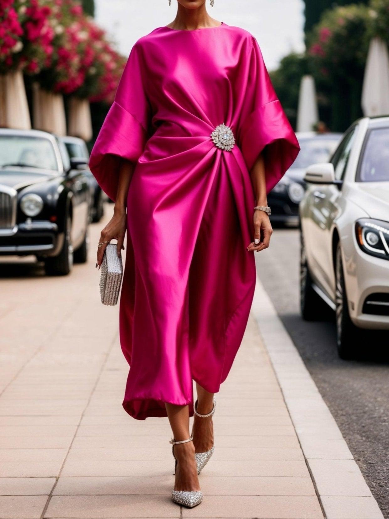 VESTIDO LARGO DE SATÉN BRILLANTE LUXE