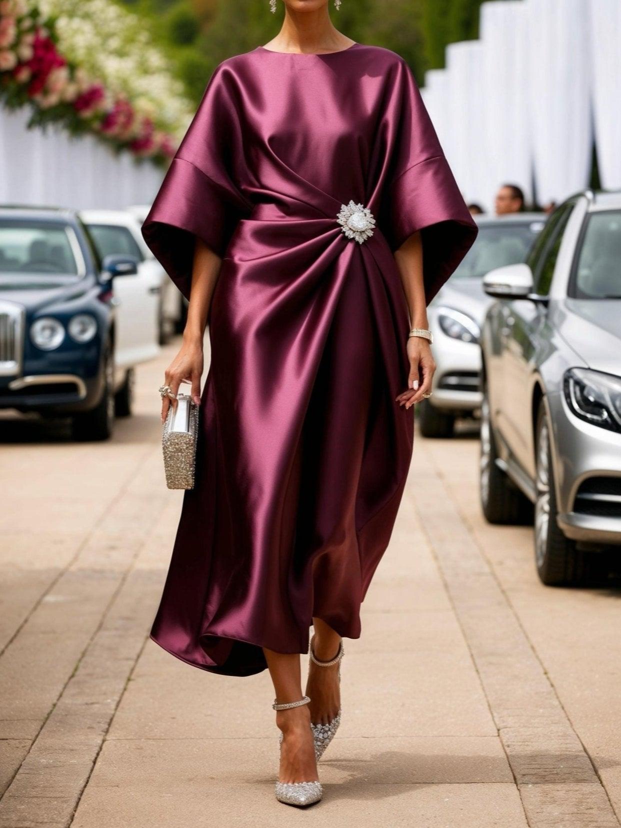 VESTIDO LARGO DE SATÉN BRILLANTE LUXE