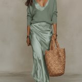 CONJUNTO MIDI IVORY DE PUNTO Y SATÉN CON ESTILO ELEGANTE - VALERINA MARBELLA