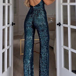 Macacão de festa com lantejoulas e decote halter