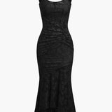 VESTIDO MAXI NEGRO CON ESTAMPADO FLORAL