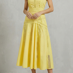 Gracia – Intricate lace panels – Elegant midi dress