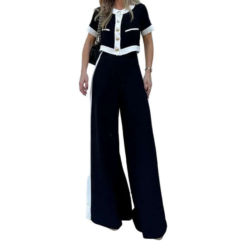 Conjunto de duas peças elegante e casual, composto por top curto e calça reta.