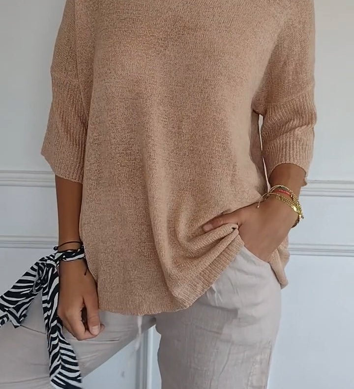 TOP CON ESCOTE EN V ATEMPORAL - VALERINA MARBELLA