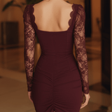 VESTIDO CORTO BURDEOS DE ENCAJE CON ESCOTE CUADRADO - VALERINA MARBELLA