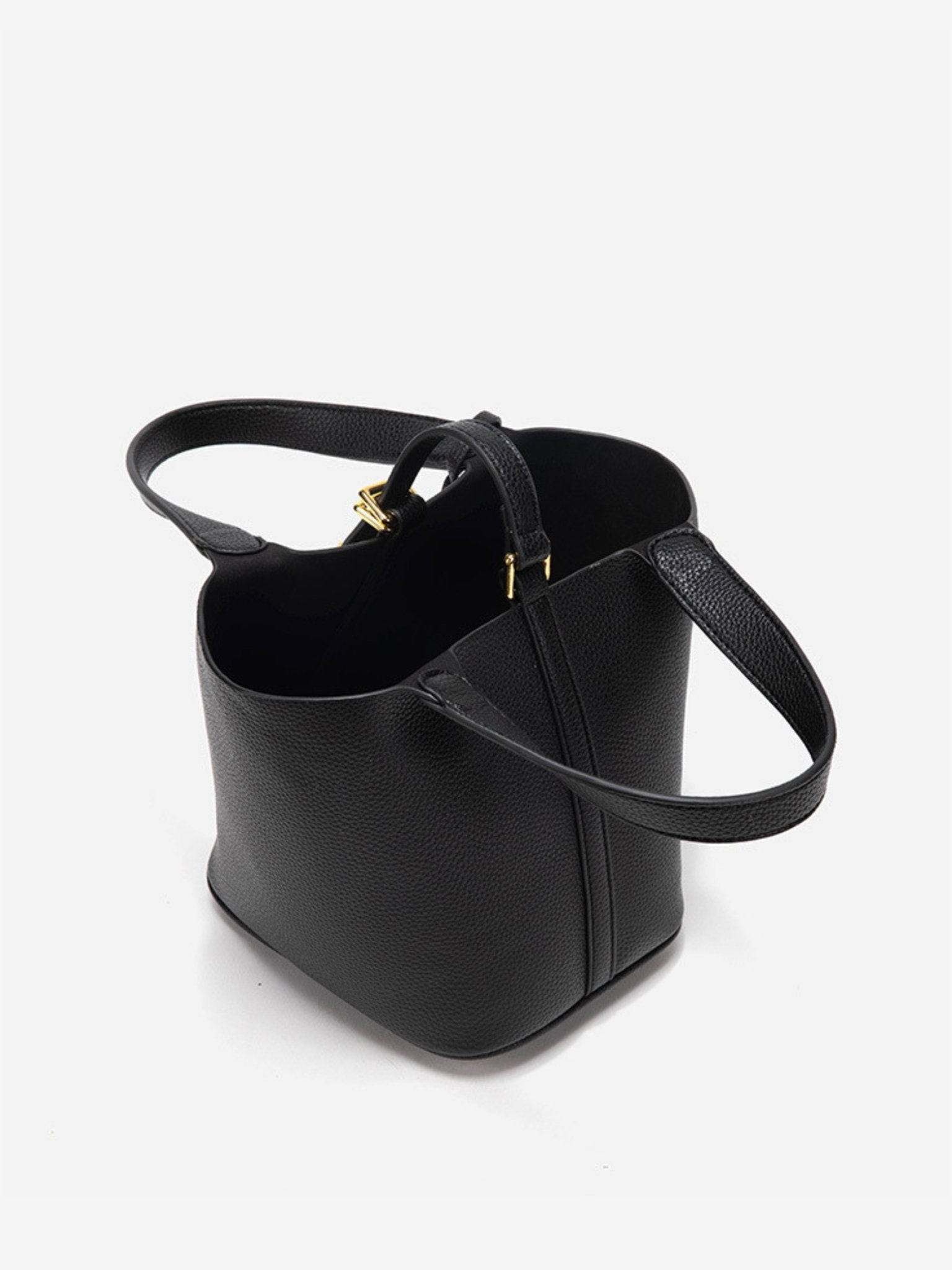 BOLSO BUCKET ELEGANTE CON CIERRE DORADO - VALERINA MARBELLA