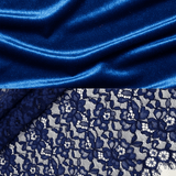 VESTIDO LARGO DE TERCIOPELO AZUL MARINO CON CUELLO ALTO Y ENCAJE - VALERINA MARBELLA