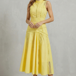 Gracia – Intricate lace panels – Elegant midi dress