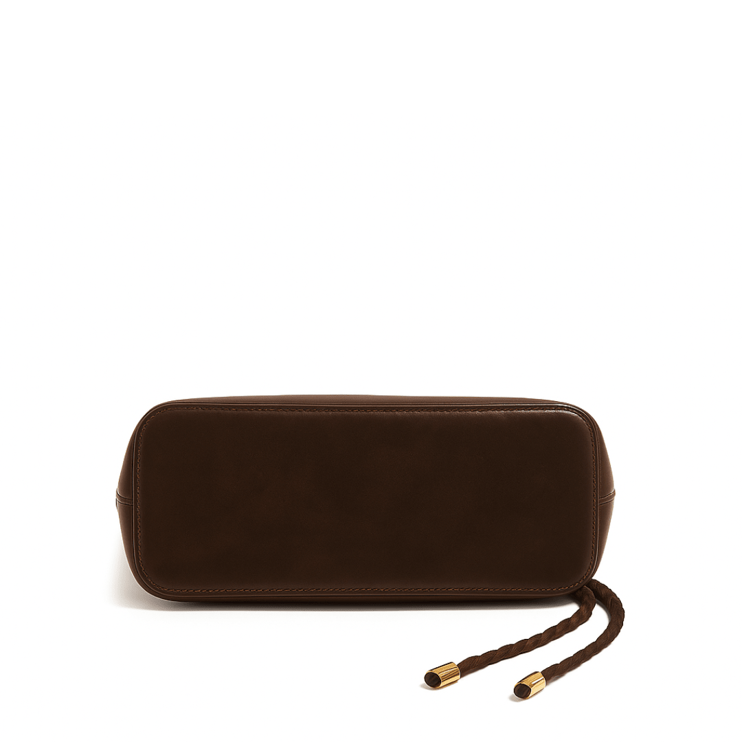 BOLSO CON DISEÑO INSPIRADO EN BERLÍN Y ESTILO URBANO - VALERINA MARBELLA