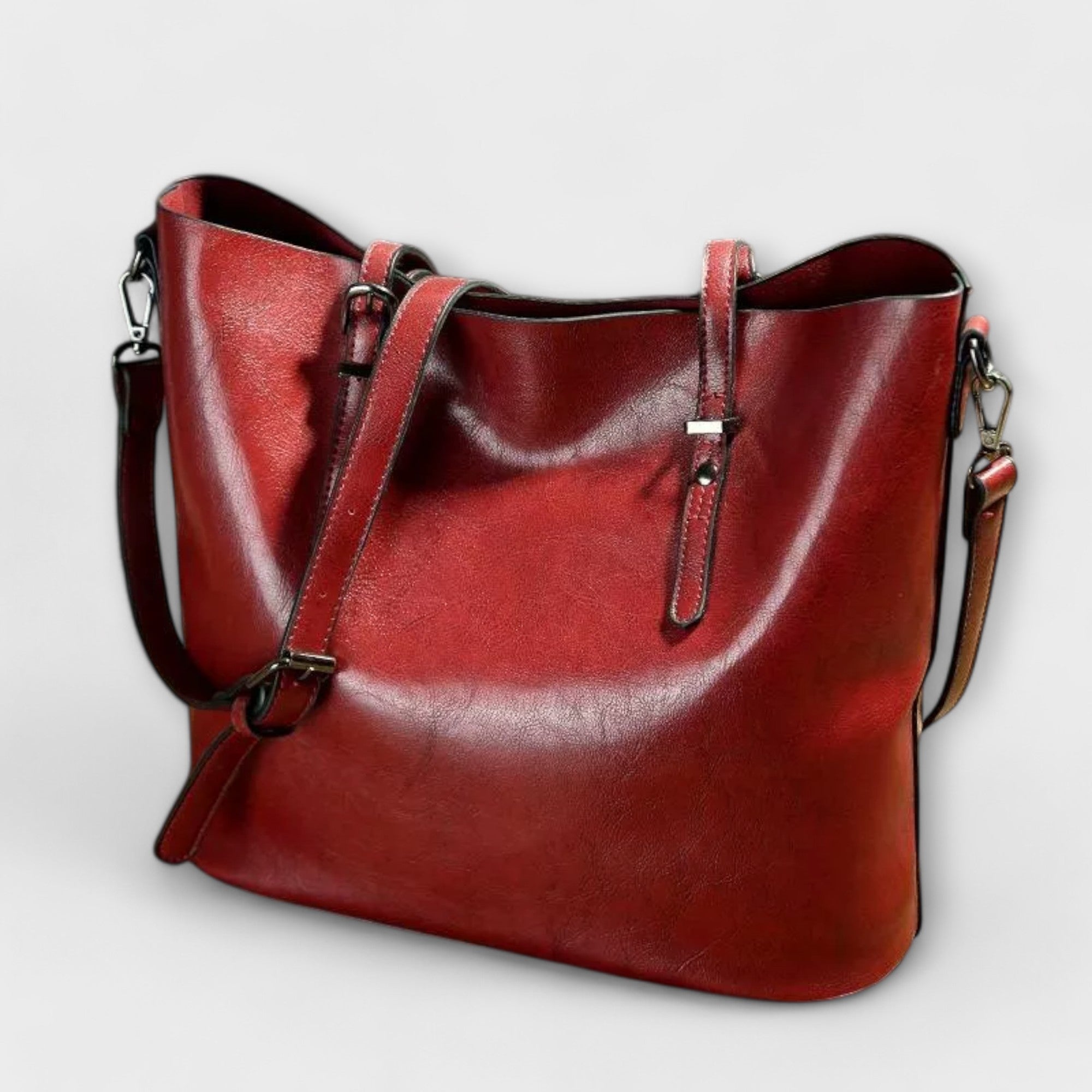 BOLSO DE HOMBRO DE CUERO ATEMPORAL CON ESTILO CLÁSICO - VALERINA MARBELLA