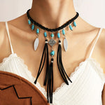 COLLAR BOHEMIO TURQUESA PERLES PLATA PLUMA POMPON