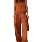 Conjunto clássico de calça pantalona com decote em V e pregas em algodão e linho.