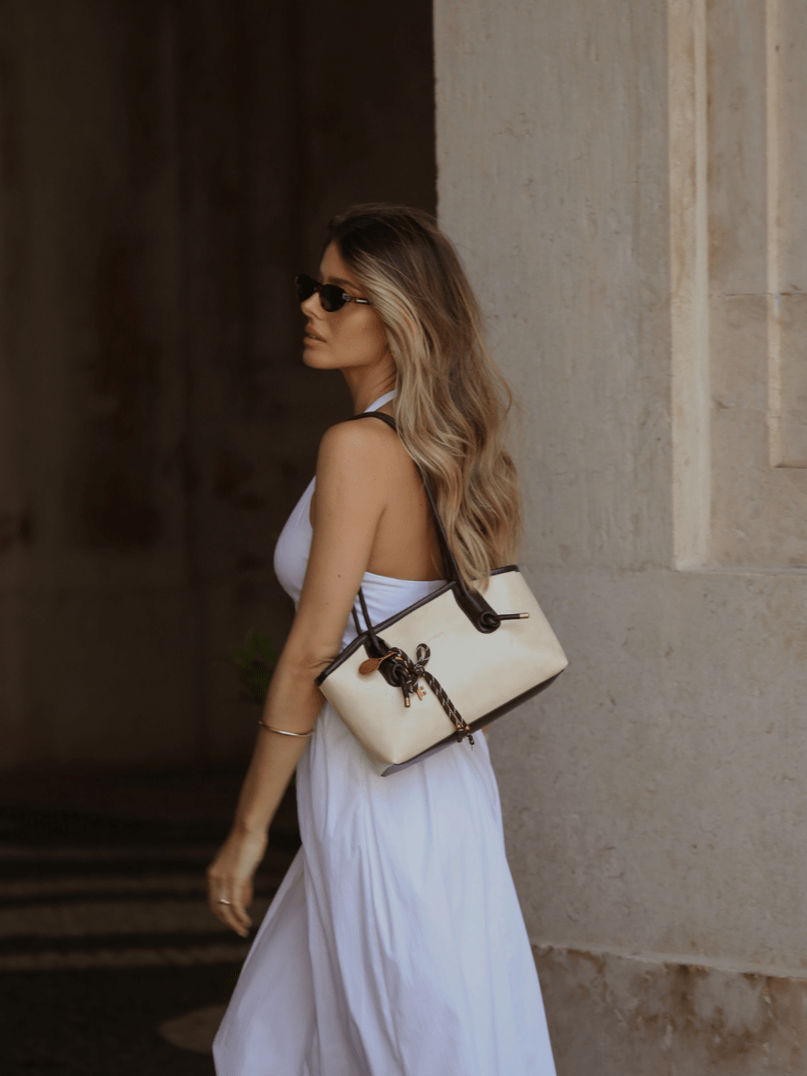 BOLSO CON DISEÑO INSPIRADO EN BERLÍN Y ESTILO URBANO - VALERINA MARBELLA