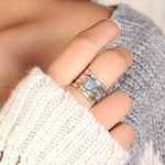 ANILLO IMPOSANT PIERRE DE LUNA MÉDITATION