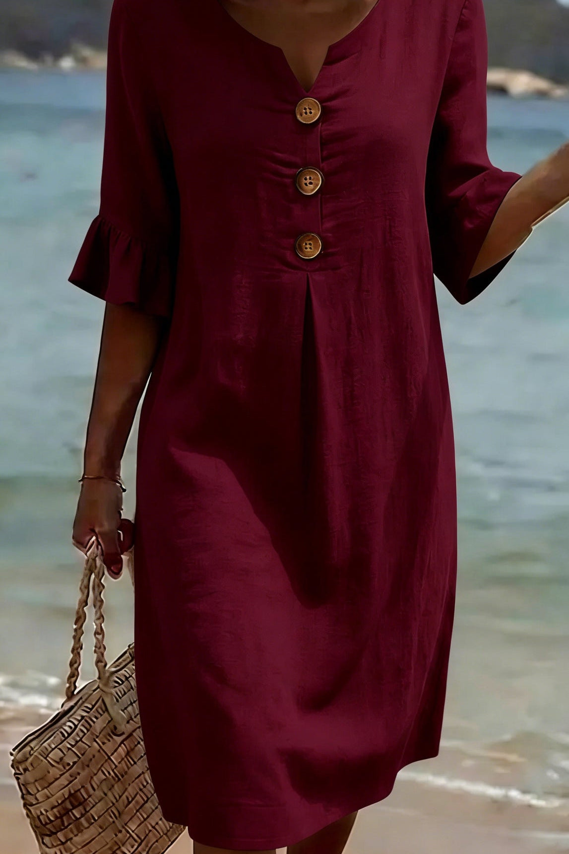 VESTIDO DE PLAYA CON BORDADO FLORAL – ELEGANCIA FÁCIL