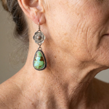 PENDIENTES VINTAGE TURQUESA FLORAL GOTA
