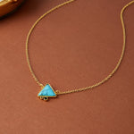 COLLAR ELEGANTE GÉOMÉTRIQUE TURQUESA TRIANGLE COLGANTE