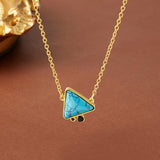 COLLAR ELEGANTE GÉOMÉTRIQUE TURQUESA TRIANGLE COLGANTE