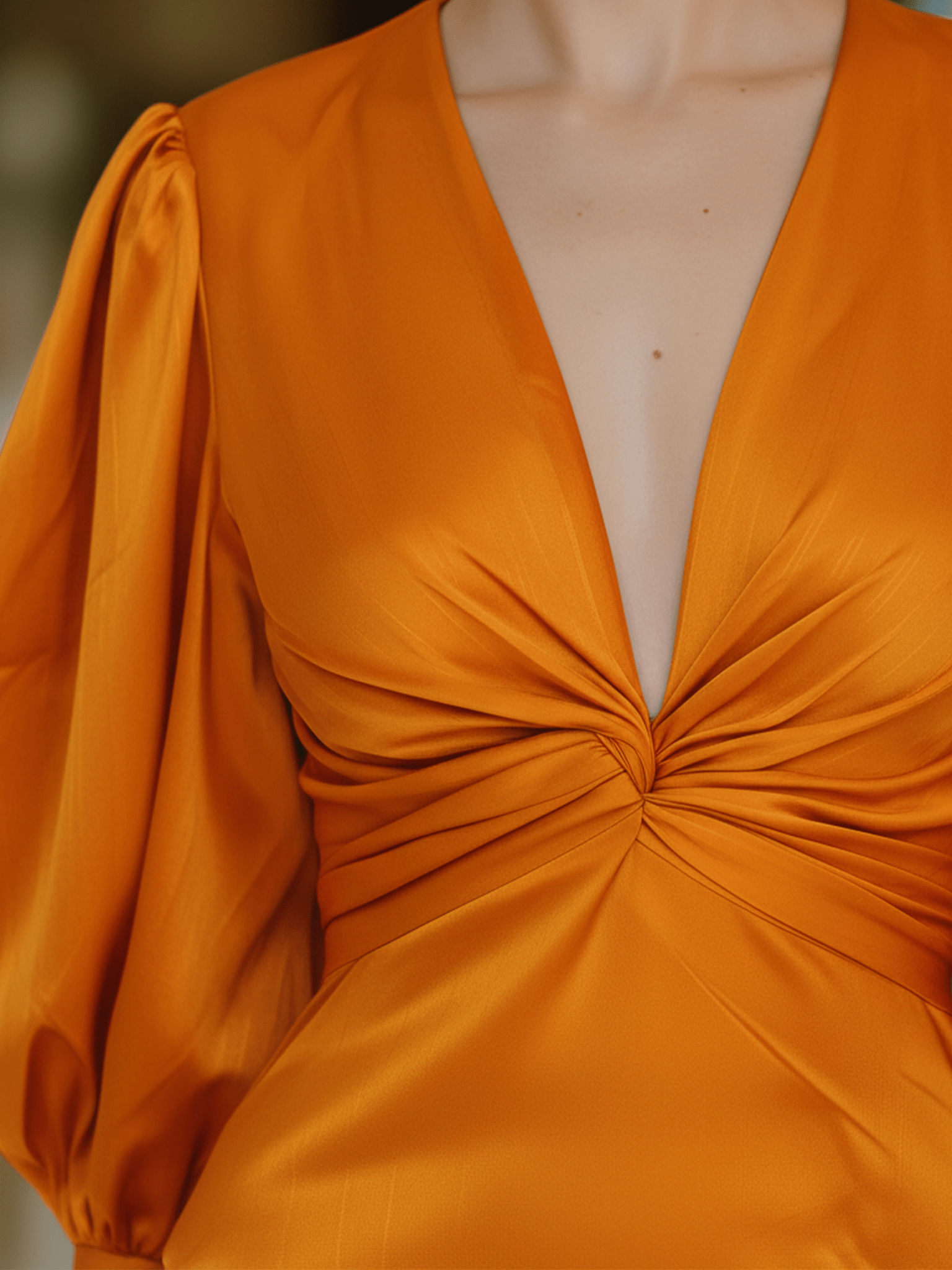 VESTIDO MIDI DE SATÉN NARANJA CON MANGAS ABULLONADAS - VALERINA MARBELLA