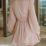 VESTIDO MINI DE GASA ROSA BLUSH CON DETALLES DE ENCAJE - VALERINA MARBELLA