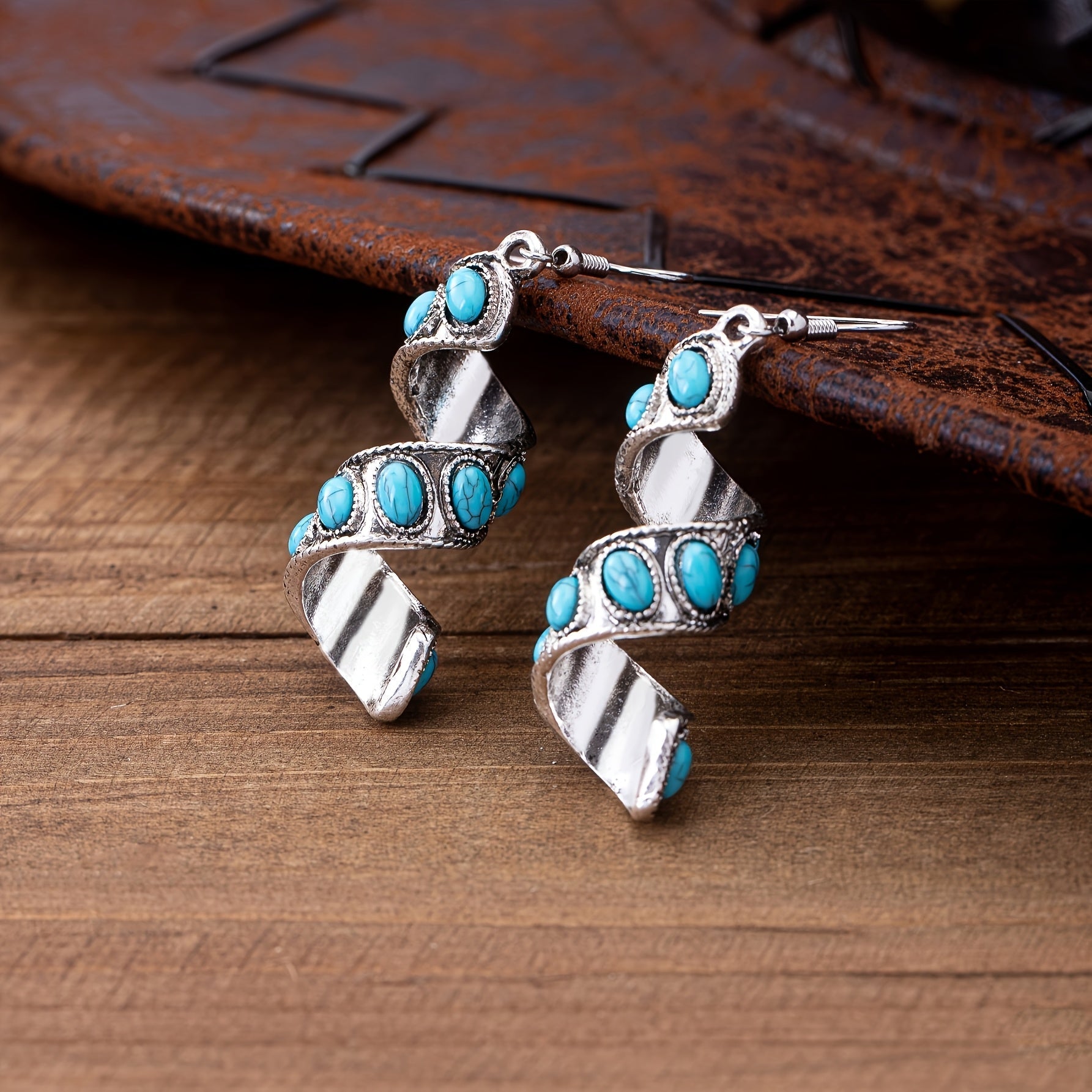 PENDIENTES BOHEMIO SPIRALE DESIGN TURQUESA INCRUSTACIÓN COLGANTE