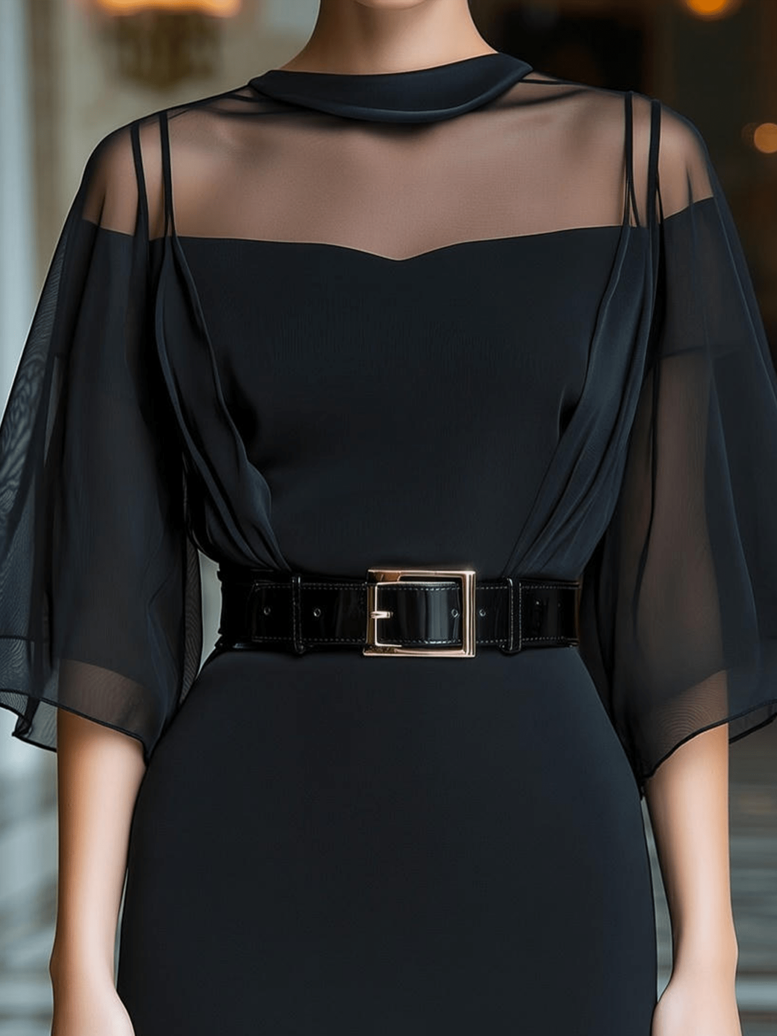 VESTIDO MIDI NEGRO CON CANESÚ TRANSPARENTE, MANGA CAPA Y CINTURÓN - VALERINA MARBELLA