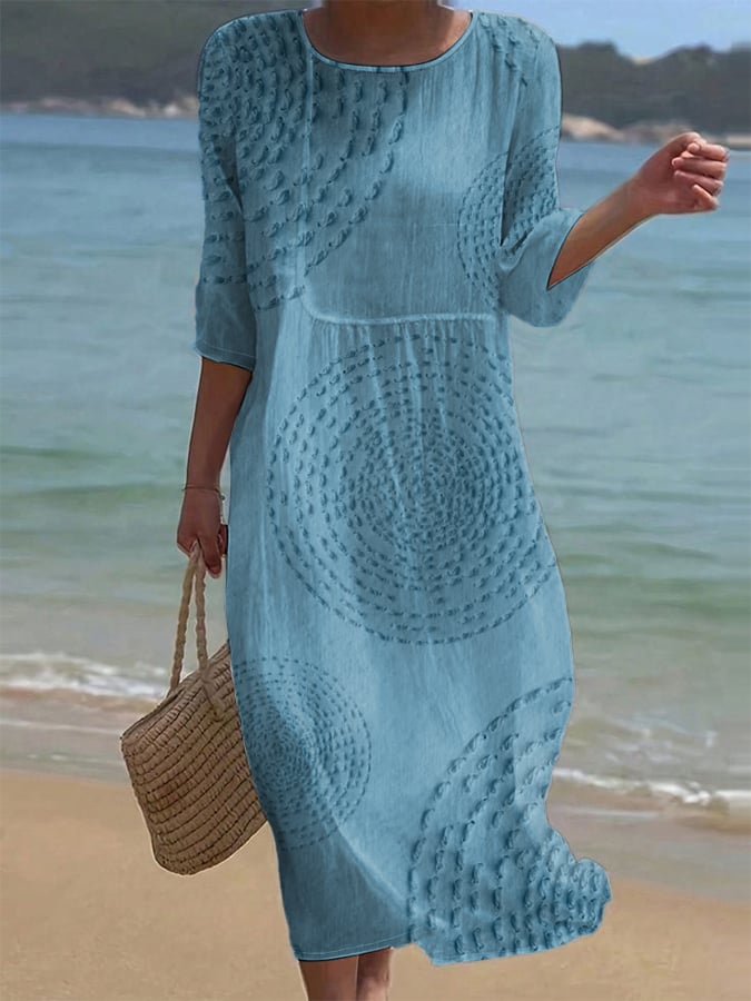 VESTIDO DE PLAYA CON BORDADO GEOMÉTRICO – FRESCO Y AIREADO