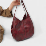 BOLSO DE CUERO ATEMPORAL CON ACABADO ELEGANTE - VALERINA MARBELLA