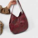 BOLSO DE CUERO ATEMPORAL CON ACABADO ELEGANTE - VALERINA MARBELLA