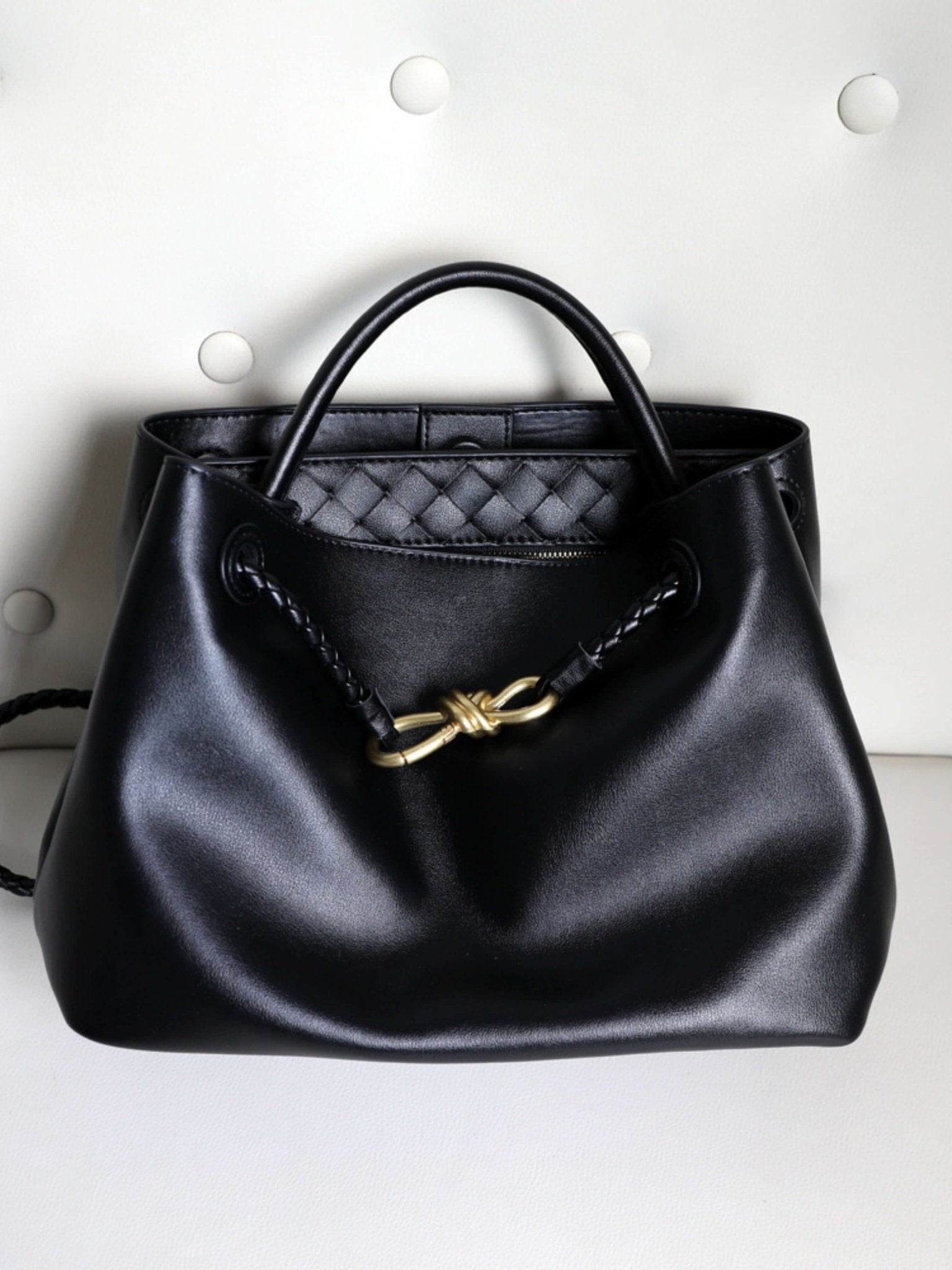 BOLSO VERSÁTIL Y REFINADO - VALERINA MARBELLA