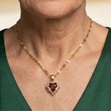 COLLAR ÁNGEL ABRAZO RUBÍ CORAZÓN