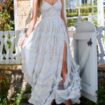Vestido longo floral com babados e fenda