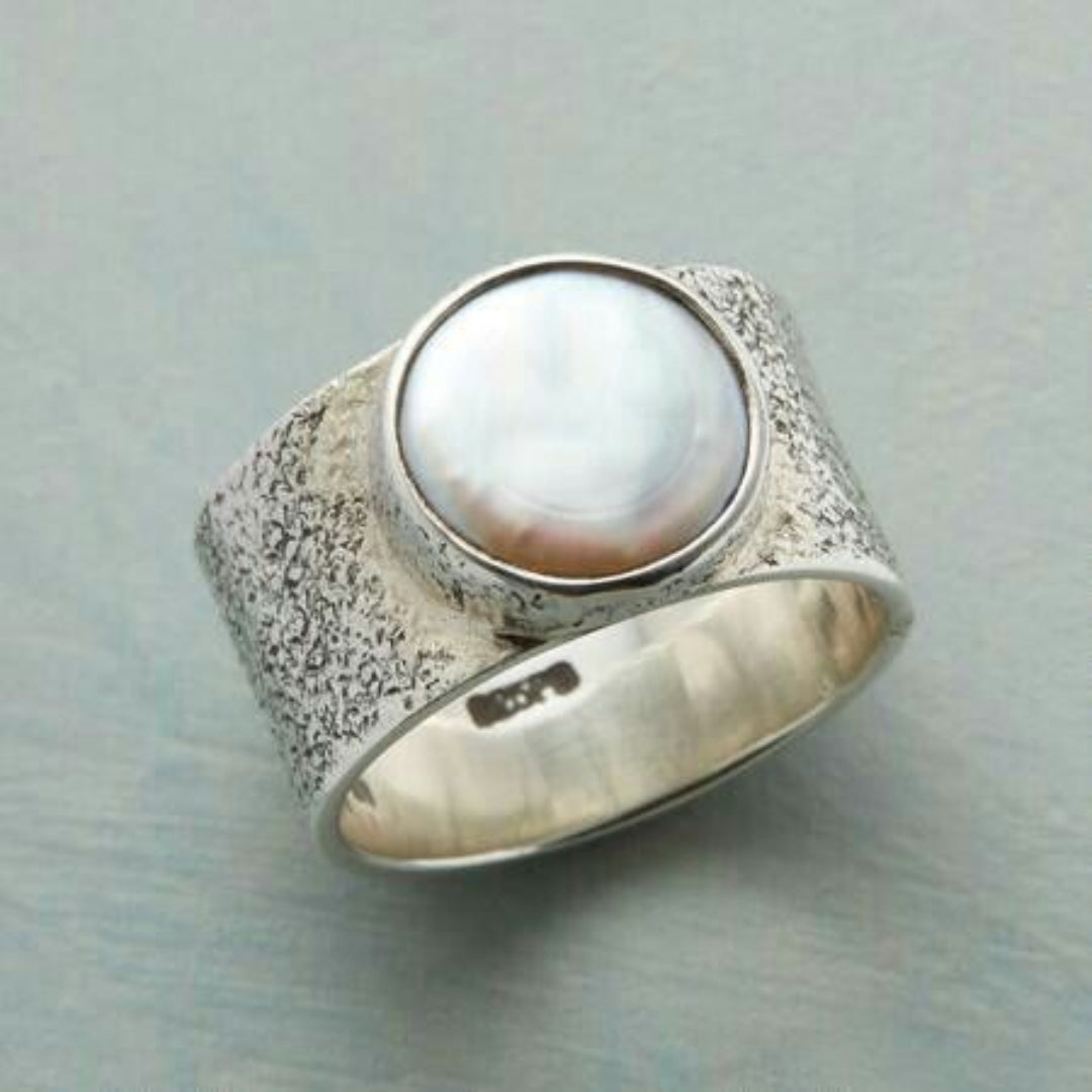 ANILLO VINTAGE INCRUSTÉ BLANCO PERLA PLATA