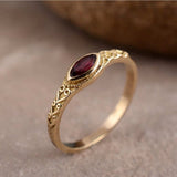 ANILLO VINTAGE ROJO INCRUSTÉ PIERRE ORO