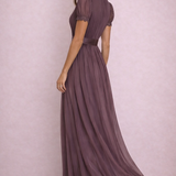 VESTIDO LARGO VIOLETA CON ESCOTE EN FORMA DE LLAVE