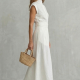Elvarenne – Refined waist detail – Maxi dress