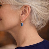 PENDIENTES DORADO AZUL FLOR FLORECIDA