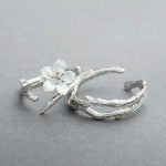 ANILLO VINTAGE BLANCO FLOR RÉGLABLE