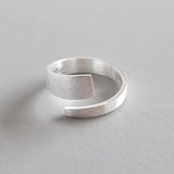 ANILLO ELEGANTE VINTAGE PLATA