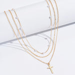 COLLAR TRIPLE RANG PERLA CRUZ