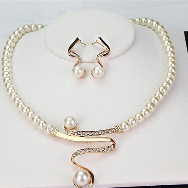 CONJUNTO NATUREL PERLA COLLAR + PENDIENTES