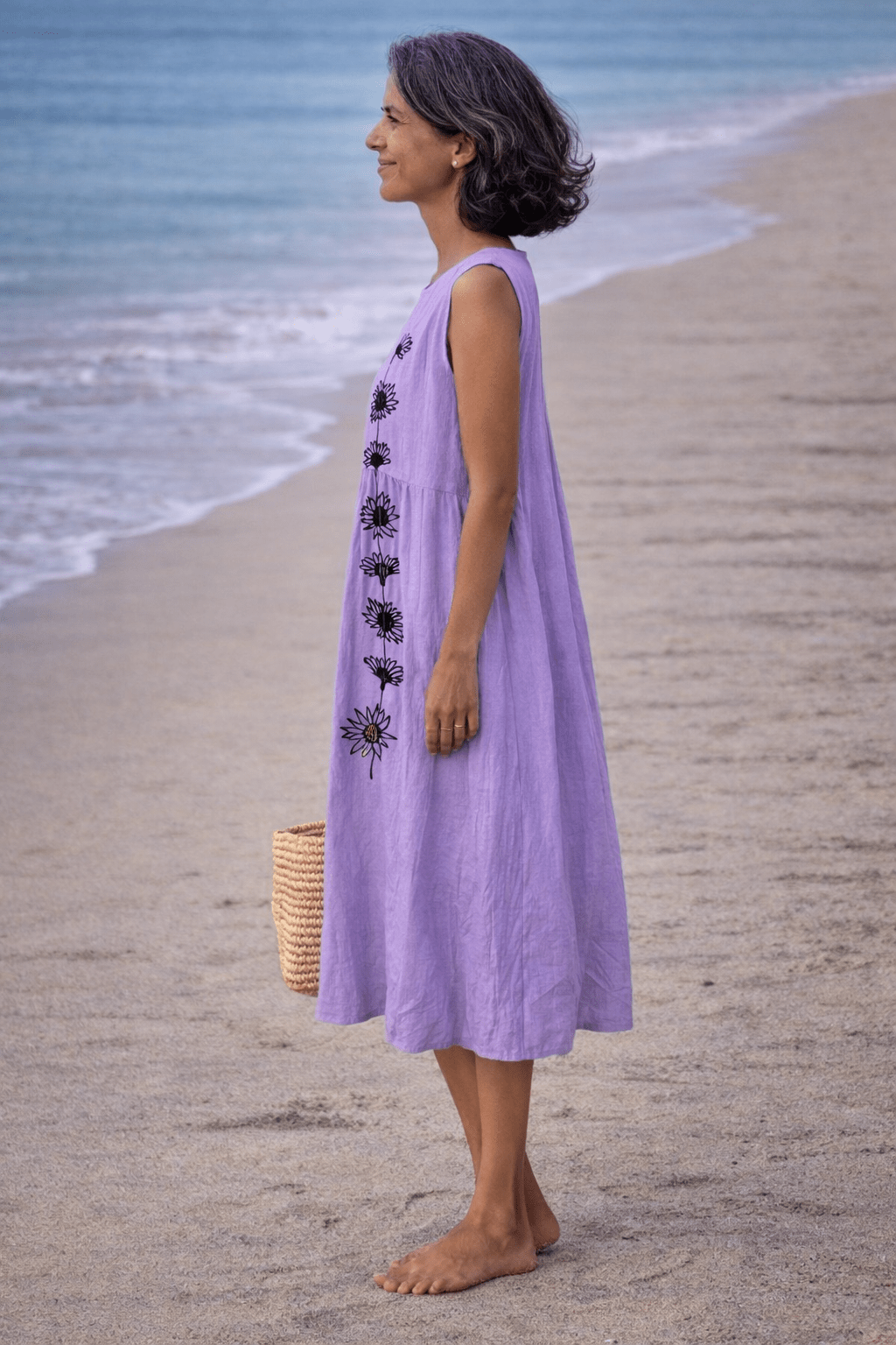 VESTIDO MIDI CON FLORES VIOLETAS - VALERINA MARBELLA