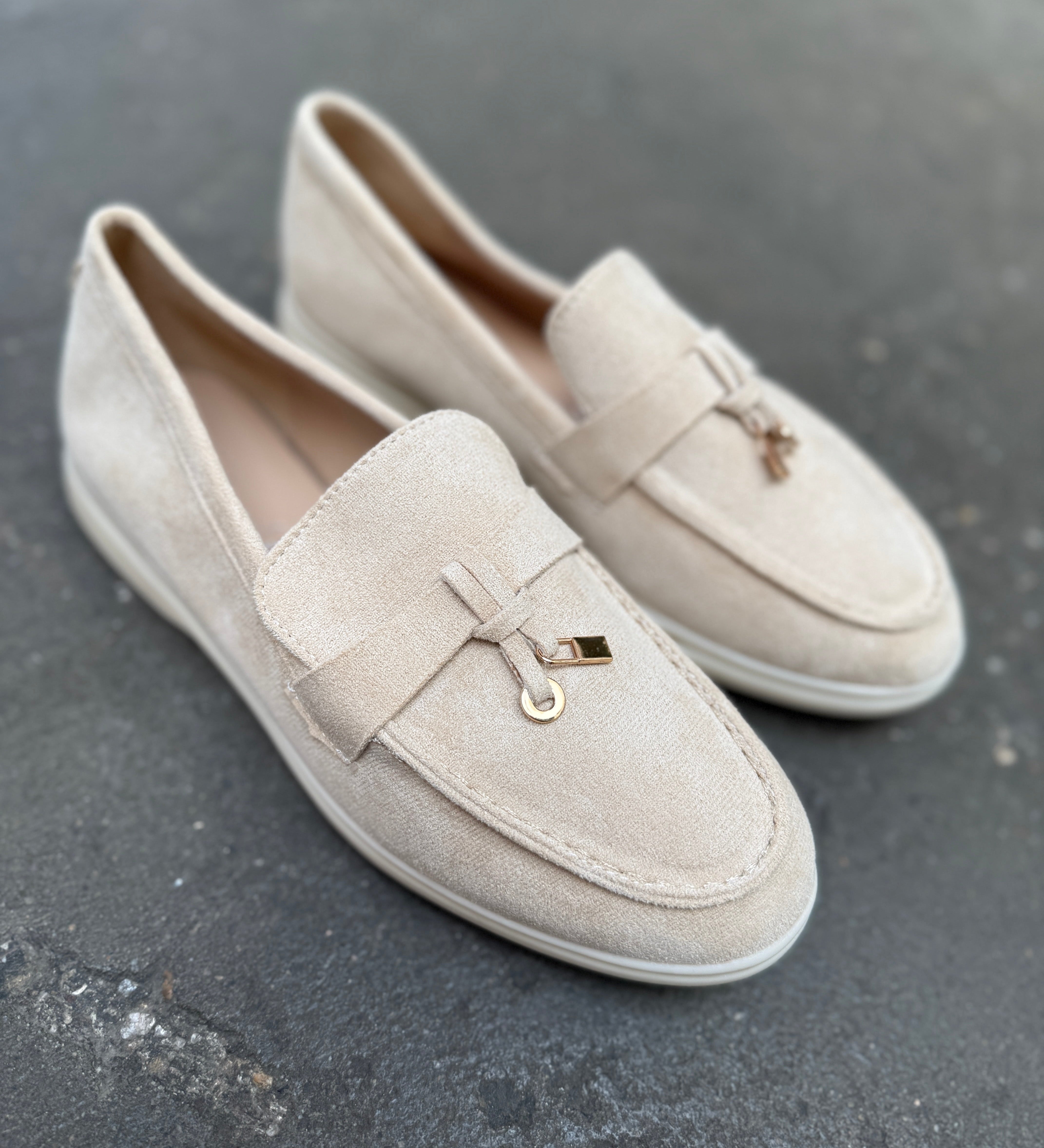 Walkers Beige Loafer
