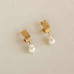 PENDIENTES VINTAGE PLAQUÉ ORO & PERLA